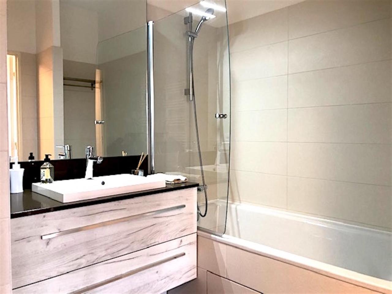 Apartment Des Batignolles Paris